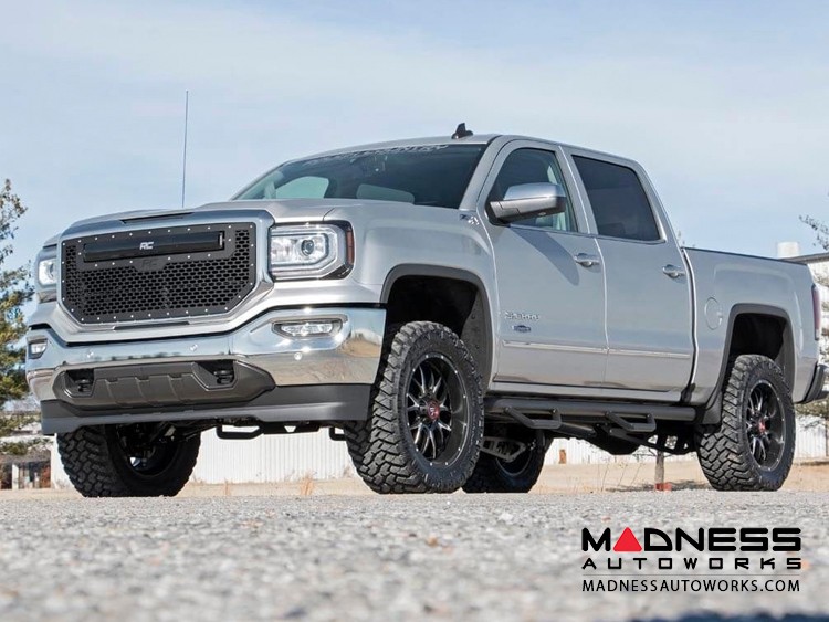 Chevy Silverado 1500 4WD Suspension Lift Kit w/ Front Knuckles & Lifted Front Struts - 3.5" Lift - Cast Steel Control Arms